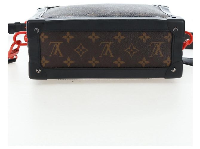 LOUIS VUITTON Solar Powered Ray Soft Trunk Shoulder Bag M44427 LV Auth 203303M Monogramma - vista 5