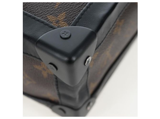 LOUIS VUITTON Solar Powered Ray Soft Trunk Shoulder Bag M44427 LV Auth 203303M Monogramma - vista 9