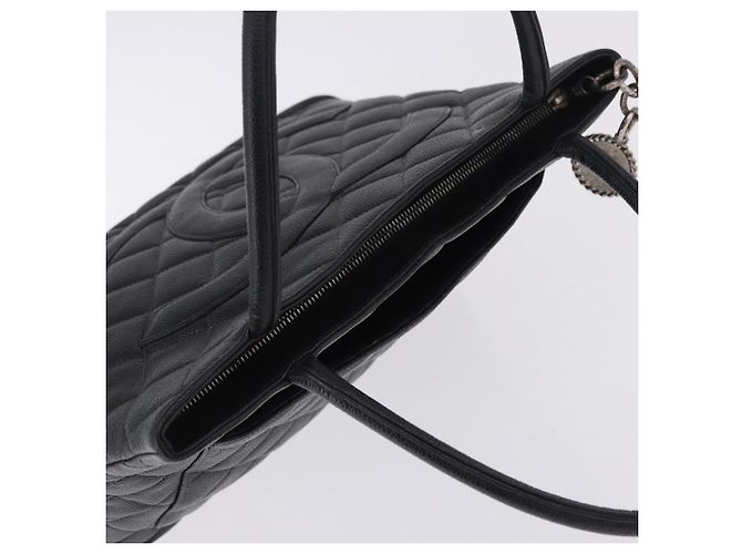 Borsa Tote CHANEL Matelasse Reprint in pelle Caviar Nero Argento CC Auth 200753V - vista 6