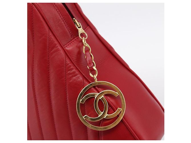 Borsa CHANEL V stitch in pelle d'agnello rossa e oro CC Auth 203141 Rosso D'oro - vista 14