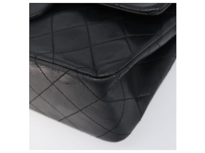Borsa a tracolla CHANEL Chain Matelasse 23 in pelle d'agnello nera e oro CC Auth 200454SAM Nero D'oro - vista 10