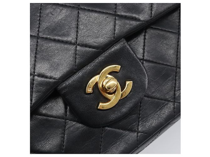 Borsa a tracolla CHANEL Chain Matelasse 23 in pelle d'agnello nera e oro CC Auth 200454SAM Nero D'oro - vista 14
