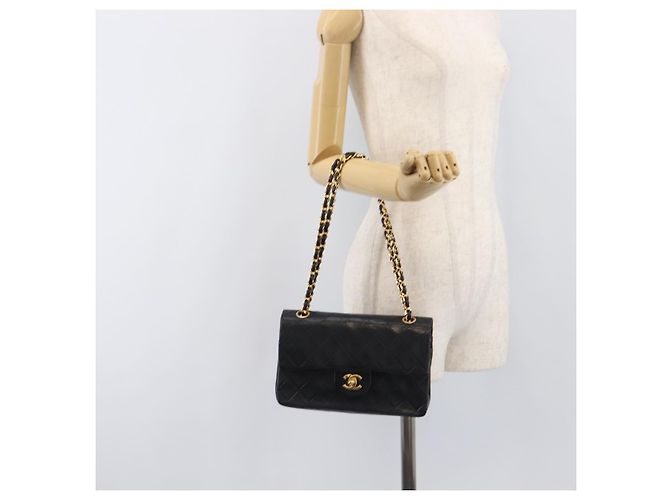 Borsa a tracolla CHANEL Chain Matelasse 23 in pelle d'agnello nera e oro CC Auth 200454SAM Nero D'oro - vista 25