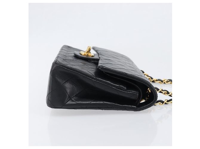 Borsa a tracolla CHANEL Chain Matelasse 23 in pelle d'agnello nera e oro CC Auth 200454SAM Nero D'oro - vista 4