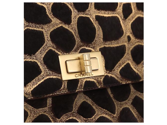 Borsa a tracolla con catena CHANEL 2.55 pelle Harako Brown Gold CC Auth 202903SAV Marrone D'oro - vista 15