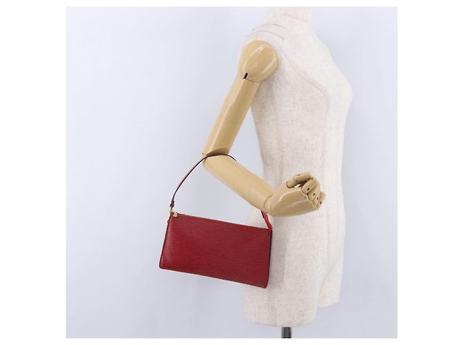 LOUIS VUITTON Epi Pochette Accessoires Pouch Red M52947 LV Auth 203038A Roja - vista 20