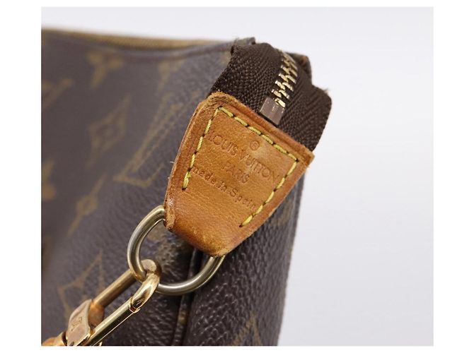 LOUIS VUITTON Monogram Pochette Accessoires Pouch M51980 LV Auth 197900A Monograma - vista 10