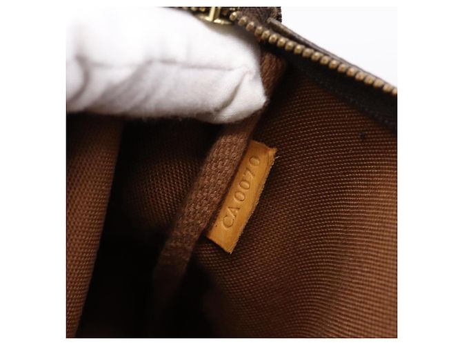 LOUIS VUITTON Monogram Pochette Accessoires Pouch M51980 LV Auth 197900A Monograma - vista 12