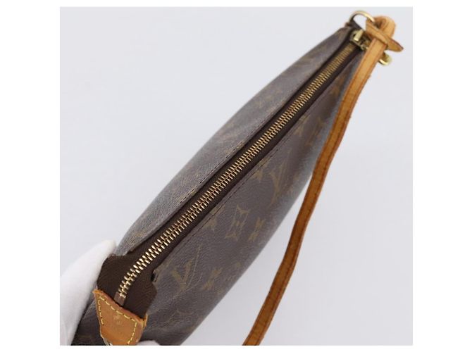 LOUIS VUITTON Monogram Pochette Accessoires Pouch M51980 LV Auth 197900A Monograma - vista 6
