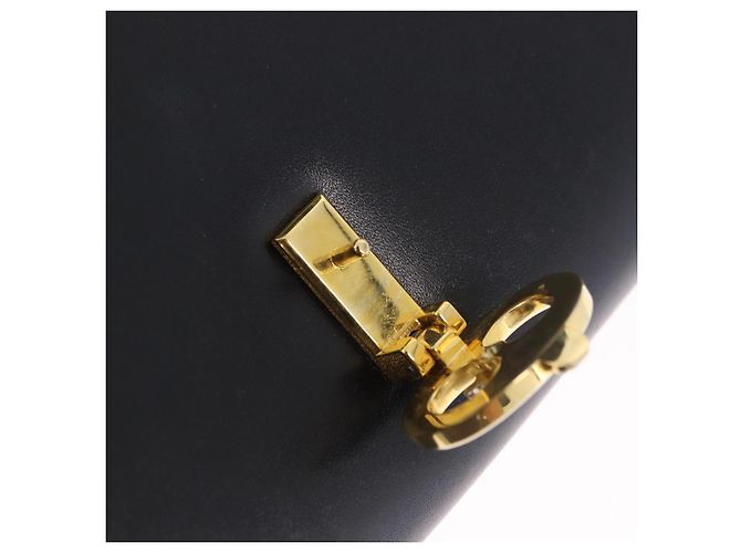 Céline Borsa a tracolla con catena CELINE in pelle nera e oro Auth mr2876A Nero D'oro - vista 17