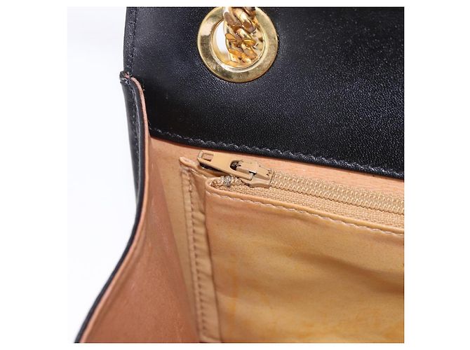 Céline Borsa a tracolla con catena CELINE in pelle nera e oro Auth mr2876A Nero D'oro - vista 23