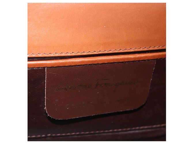 Borsa a tracolla Salvatore Ferragamo Gancini in pelle marrone e oro Auth 202457 D'oro - vista 22