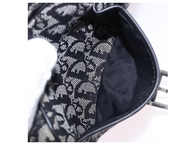 Bolsa de Ombro Christian Dior Trotter Canvas Preta Prata Auth ka6139V Preto - vista 27