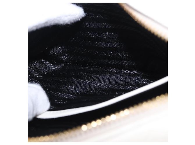 Borsa a tracolla PRADA con catena raccolta in pelle White Gold Auth 200485V Bianco D'oro - vista 20