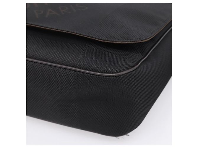 LOUIS VUITTON Damier Geant Petit Message Shoulder Bag Black M93618 Auth ka6081 Noir - vue 15