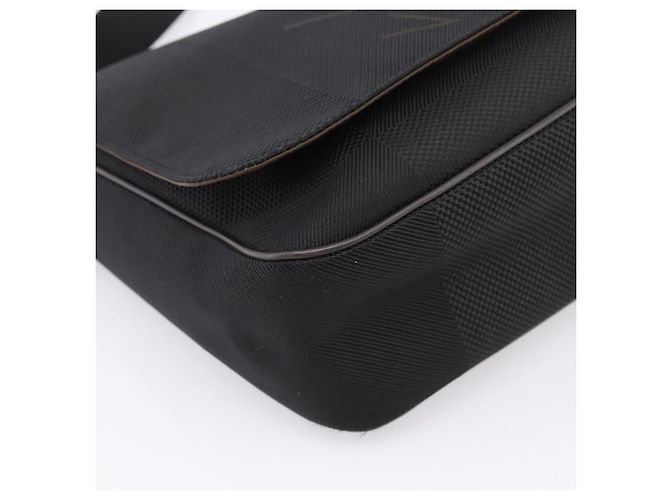 LOUIS VUITTON Damier Geant Petit Message Shoulder Bag Black M93618 Auth ka6081 Noir - vue 16