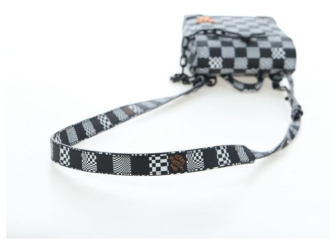 Borsa LOUIS VUITTON Damier Distorted Steamer XS Bag Black N60453 LV Auth 197245SM Nero - vista 7