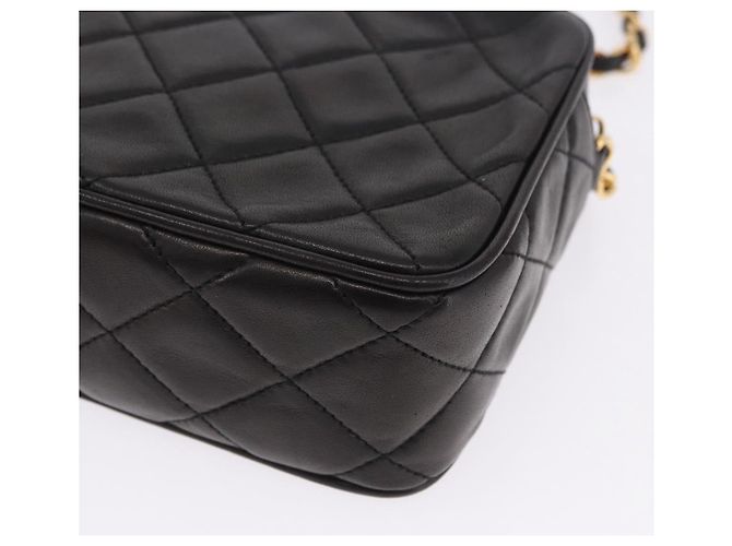 Borsa a tracolla CHANEL Matelasse con catena in pelle d'agnello nera e oro CC Auth 200580V Nero D'oro - vista 13