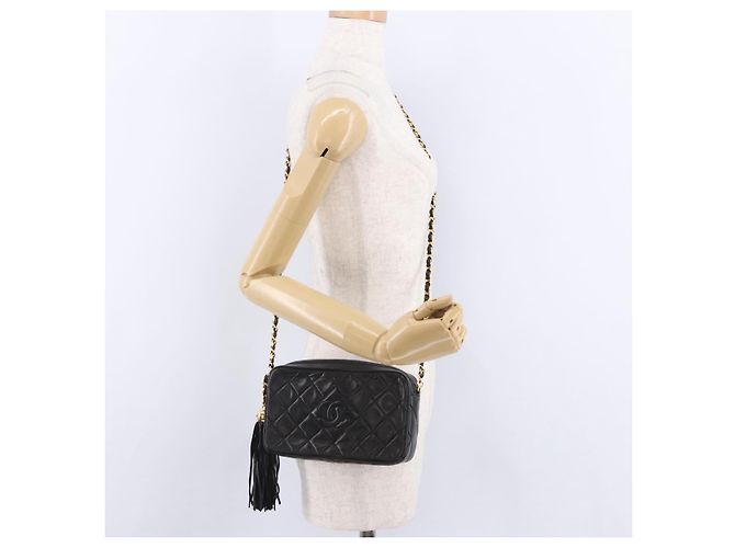 Borsa a tracolla CHANEL Matelasse con catena in pelle d'agnello nera e oro CC Auth 200580V Nero D'oro - vista 23
