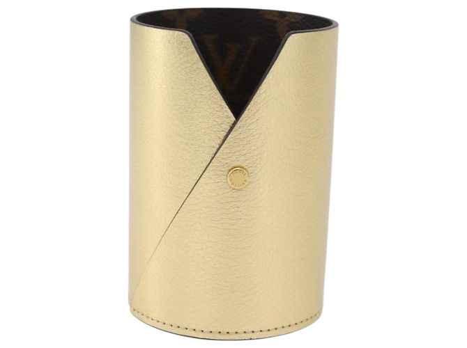 LOUIS VUITTON Monogram Pocrayon Gaston Pen Case Gold LV Auth 202723A Dorado Monograma - vista 13