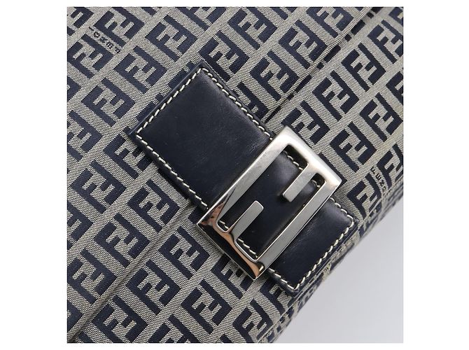 Borsa a tracolla FENDI Zucchino Canvas Mamma Baguette Navy Silver Auth 200709V Argento Blu navy - vista 18