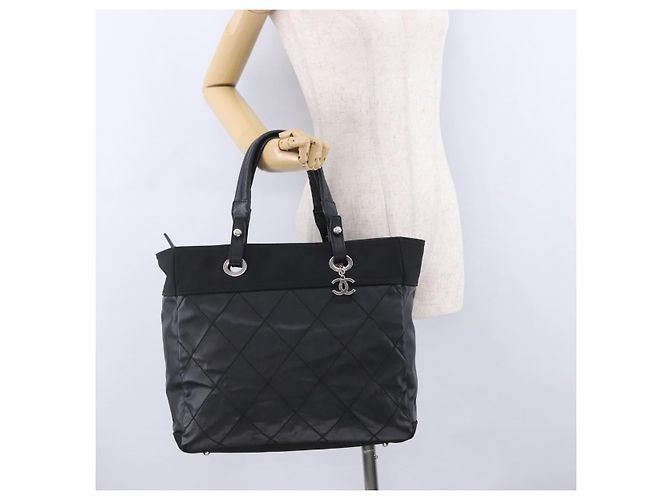 Borsa a mano CHANEL Paris Biarritz PVC Canvas Black Silver CC Auth 202681V Nero Argento - vista 25