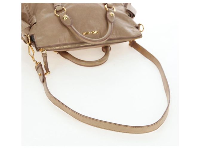 Borsa Miu Miu Vitellolux 2way Beige Gold Auth 203013V D'oro - vista 8