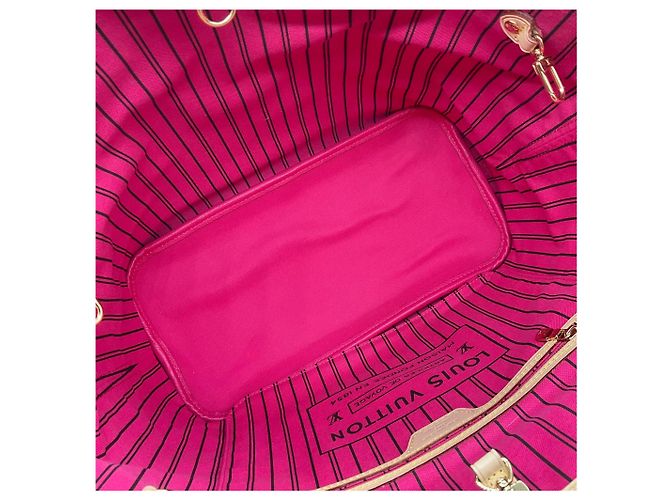 Louis Vuitton Monogram / Pink Reversible Bandouliere MM Tote Marrone - vista 5