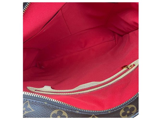 Louis Vuitton 2020 Carry It Monogram Tote Marrone - vista 10