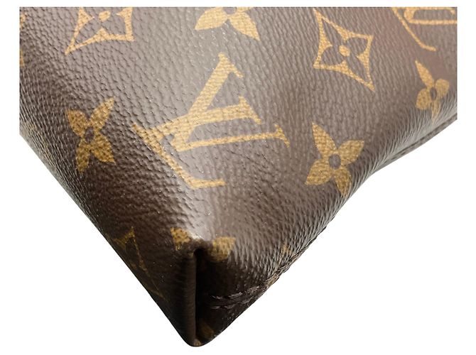 Louis Vuitton 2020 Carry It Monogram Tote Marrone - vista 5