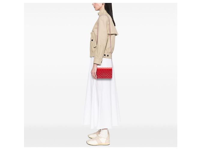 Borsa a tracolla Chanel Wallet on Chain in pelle d'agnello matelassé rossa con CC cucito Rosso - vista 6