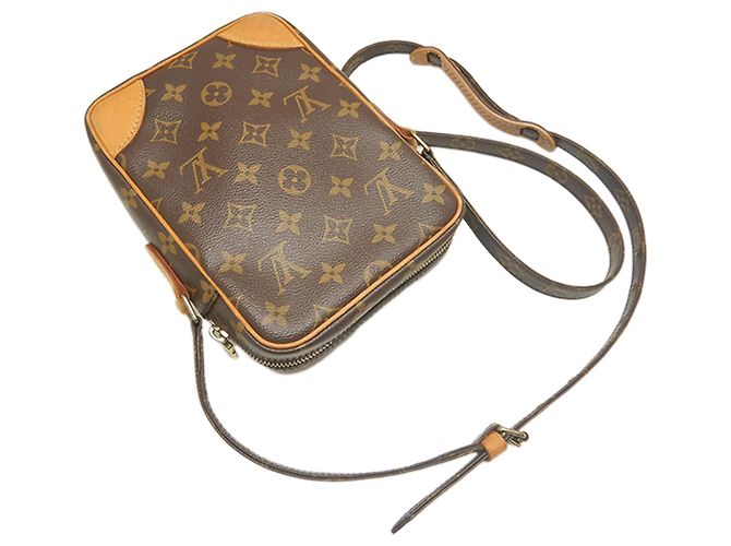 Borsa a tracolla Louis Vuitton Monogram Amazone Marrone - vista 20