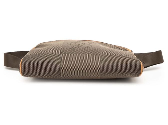 Bolso cinturón Louis Vuitton Damier Geant Acrobat Marrón Castaño - vista 3