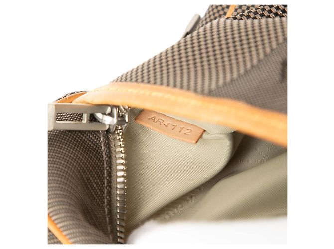 Bolso cinturón Louis Vuitton Damier Geant Acrobat Marrón Castaño - vista 6