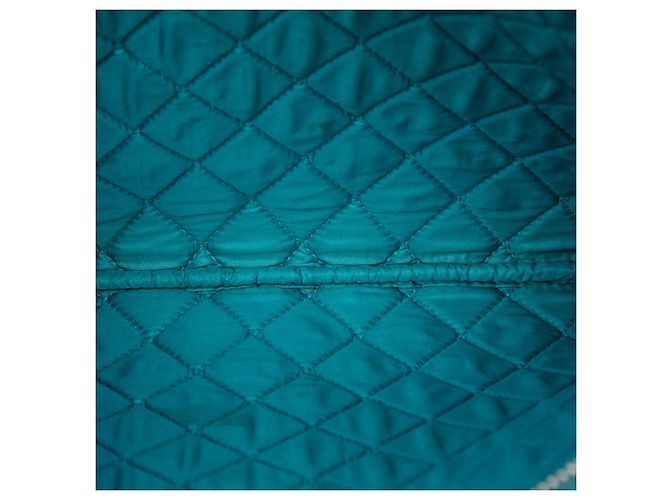Clutch Chanel Medium Quilted Patent O Case Blu - vista 4