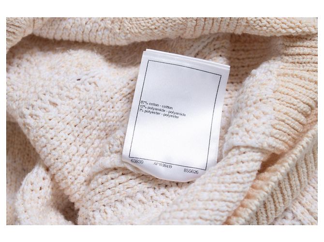 Chanel, Strickpullover mit Kamelie in lachsfarben Orange - Ansicht 7