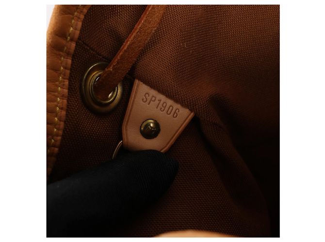 Zaino vintage Louis Vuitton Montsouris Mini Monogram Canvas M51137 Marrone - vista 15