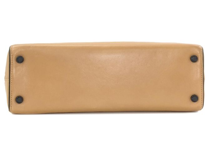 Borsa Tote con catena Chanel in vitello beige - vista 4