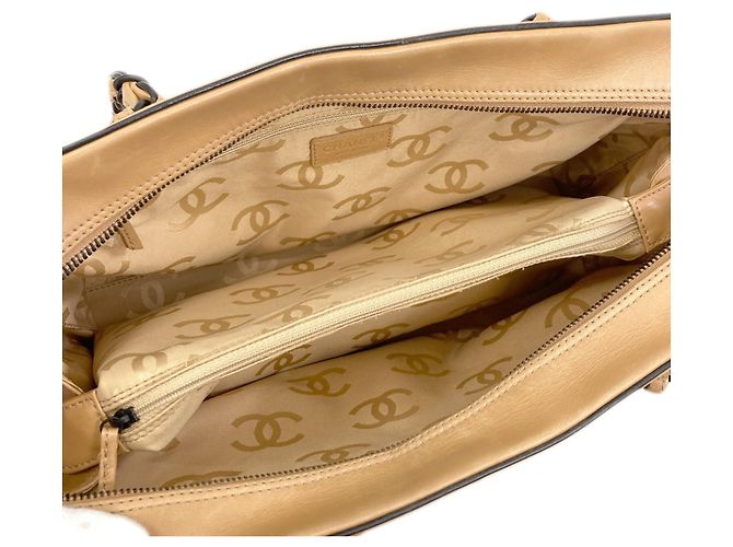 Borsa Tote con catena Chanel in vitello beige - vista 5