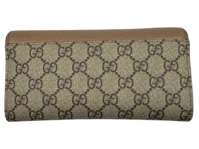 Cartera larga Gucci GG Marmont en piel rosa - vista 3