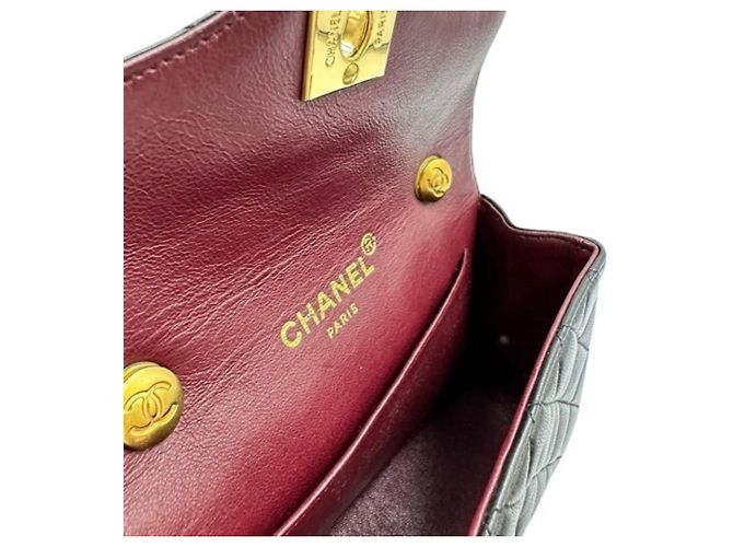 Borsa a tracolla Chanel Matelassé 18 Nero - vista 9
