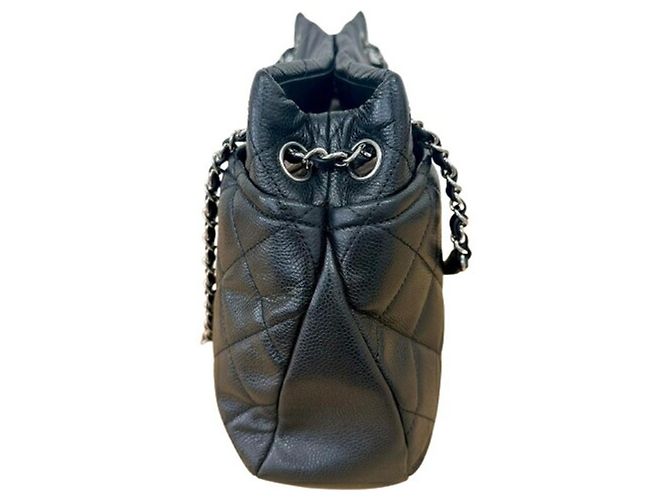 Borsa Tote con catena Chanel Matelassé Nero - vista 3