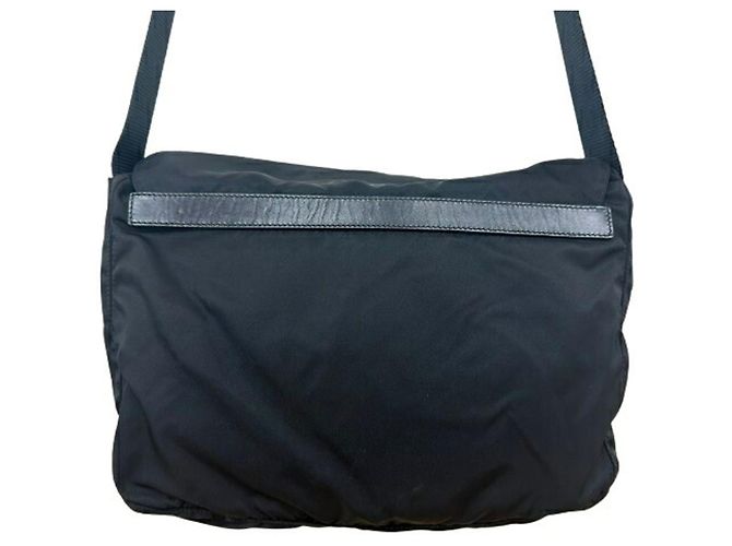 Prada BT6671 Schultertasche aus schwarzem Nylon - Ansicht 2