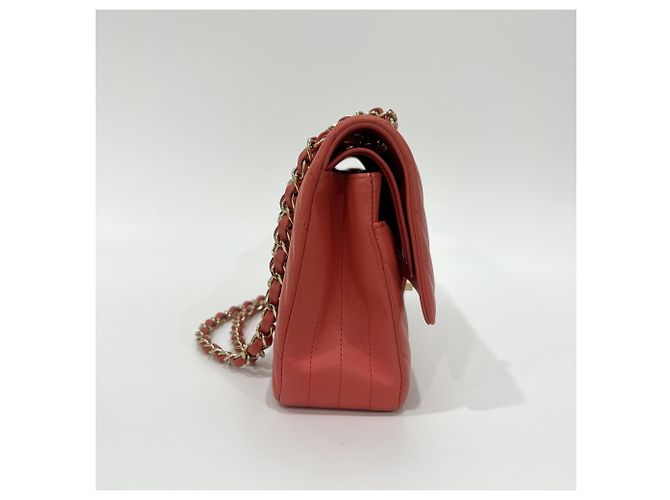 Chanel Classic Double Flap Chevron Lambskin Medium Rosso - vista 4