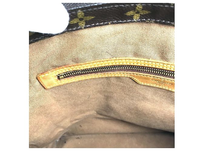 Borsa Cabas Alto Monogram Louis Vuitton Marrone - vista 17