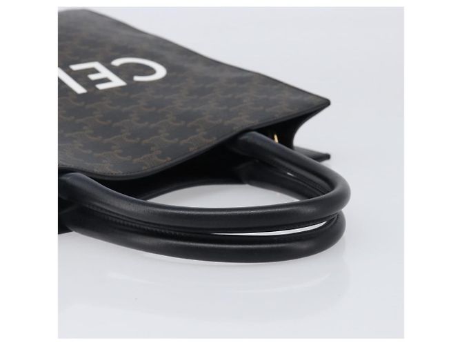 Céline Celine Vertical Cabas Triomphe Coated Canvas Medium Marrone - vista 6