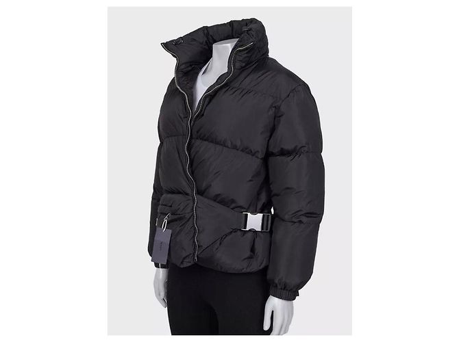 Prada Re-Nylon Schwarze Daunenjacke NWOT IT 36/XXS Gebraucht - Ansicht 2