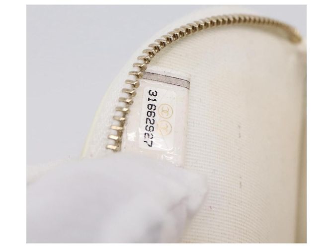 Clutch Rotonda Chanel Camellia con Catena in Pelle d'Agnello Bianco - vista 7