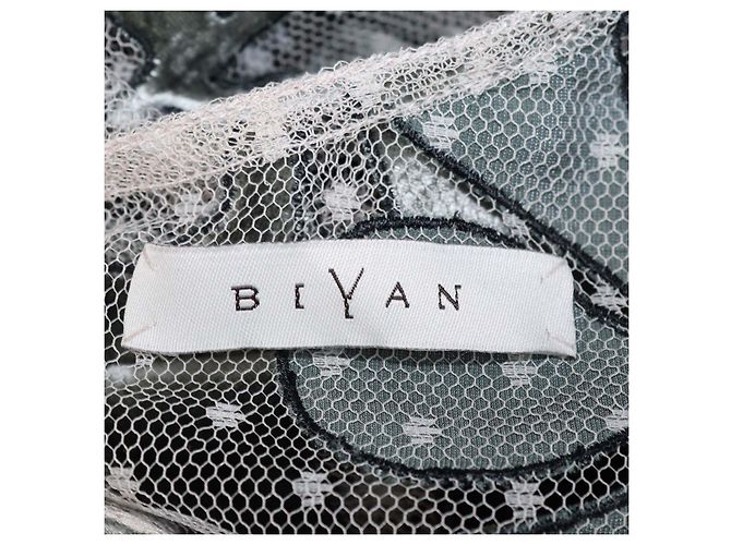 Biyan Bluse aus grünem Mesh-Samt mit Blumenstickerei - Ansicht 5
