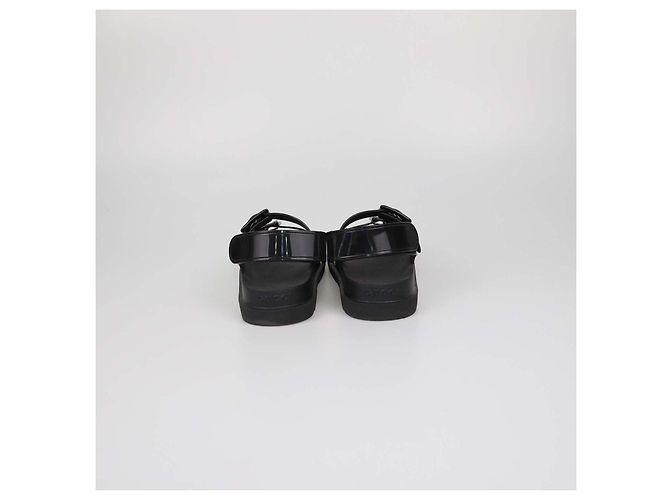 Sandali bassi Gucci in gomma nera Double G Nero - vista 5